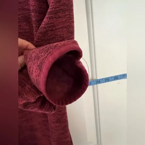 Women’s Tek Gear Essential Gear light athletic sweatshirt, Large - Picture 9 of 16